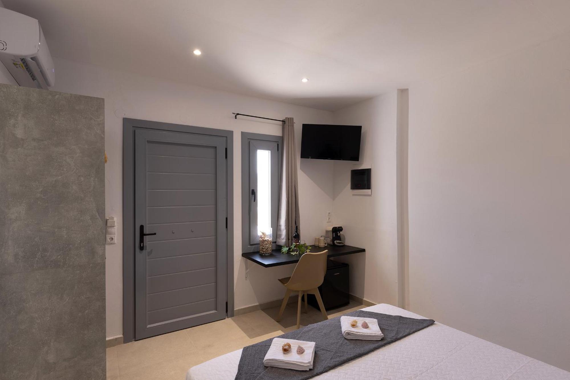 Chrysonisos Suites With Sunset & Seaviews Near Kini Eksteriør bilde