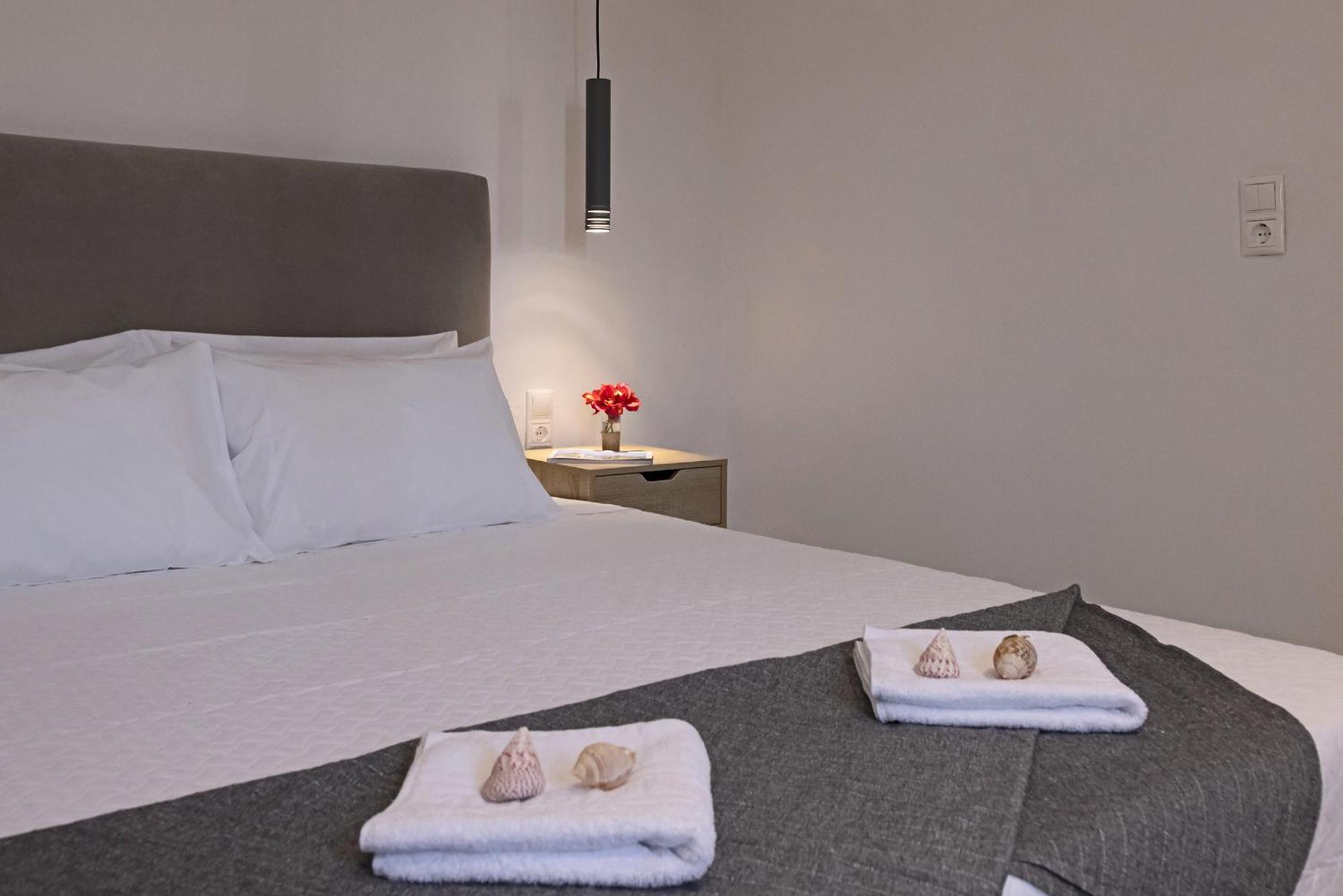 Chrysonisos Suites With Sunset & Seaviews Near Kini Eksteriør bilde