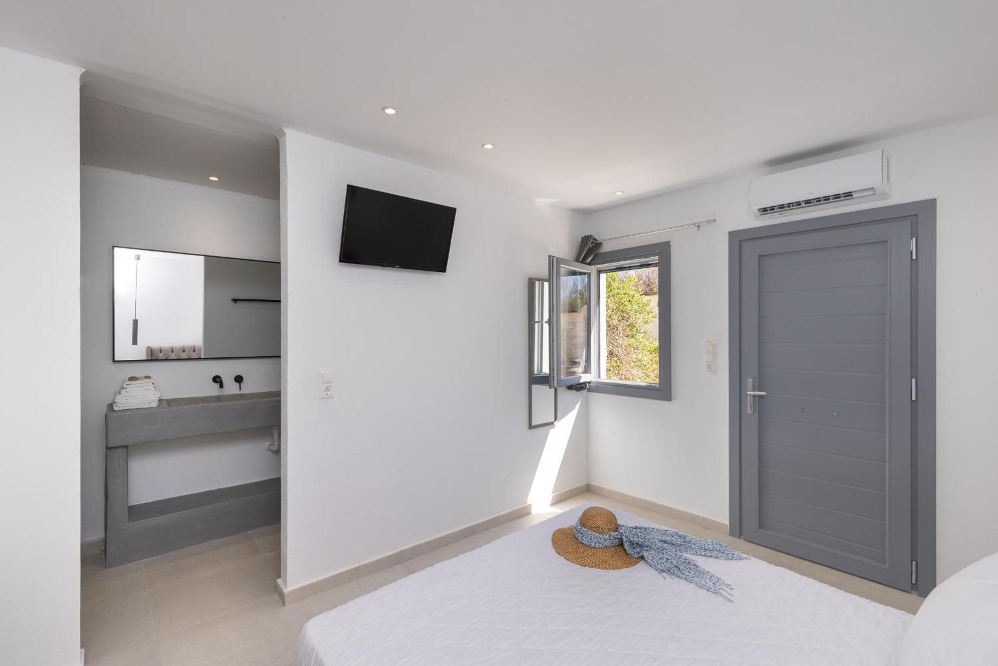 Chrysonisos Suites With Sunset & Seaviews Near Kini Eksteriør bilde